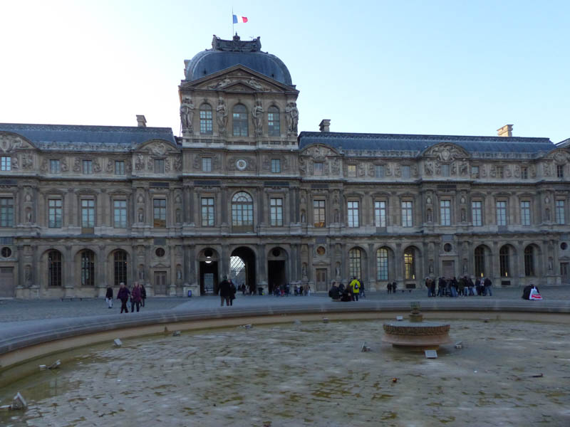Louvre