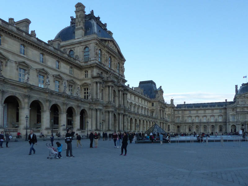 Louvre