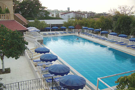 Hotel Riverside Holiday Village